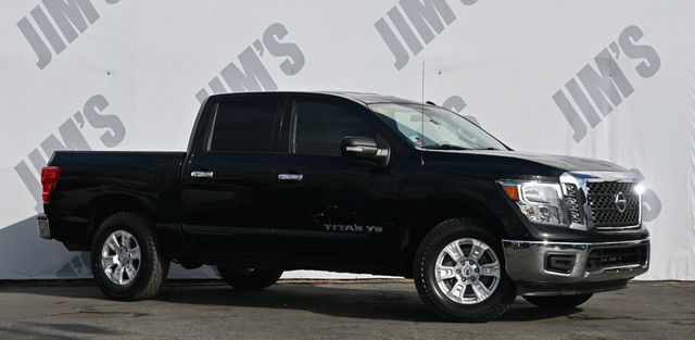 2018 Nissan Titan Crew Cab SV - 22976170 - 2