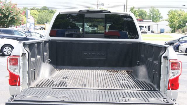 2018 Nissan Titan JUST SERVICED, VERY CLEAN INSIDE AND OUT  - 23040001 - 12