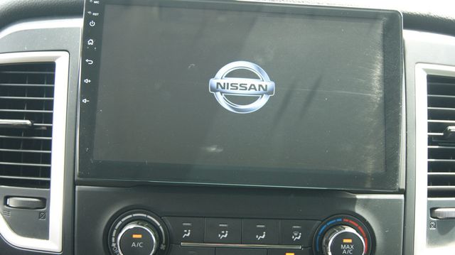 2018 Nissan Titan JUST SERVICED, VERY CLEAN INSIDE AND OUT  - 23040001 - 15