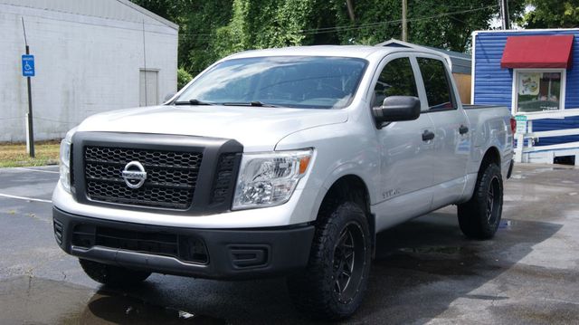 2018 Nissan Titan JUST SERVICED, VERY CLEAN INSIDE AND OUT  - 23040001 - 1