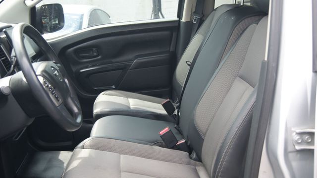 2018 Nissan Titan JUST SERVICED, VERY CLEAN INSIDE AND OUT  - 23040001 - 25