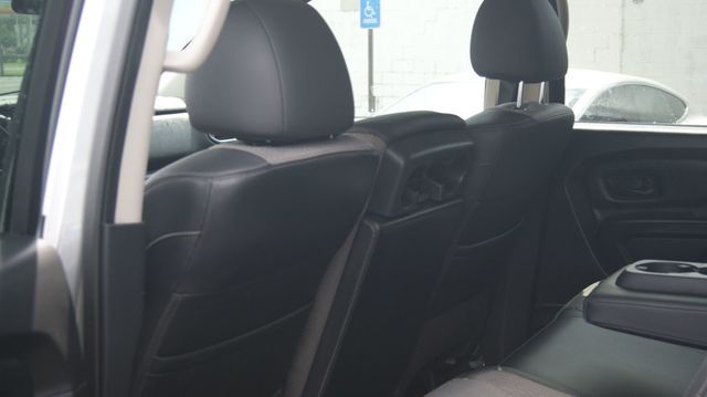 2018 Nissan Titan JUST SERVICED, VERY CLEAN INSIDE AND OUT  - 23040001 - 33