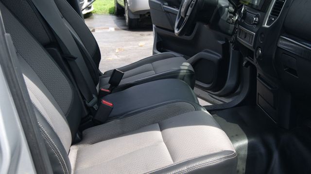 2018 Nissan Titan JUST SERVICED, VERY CLEAN INSIDE AND OUT  - 23040001 - 40