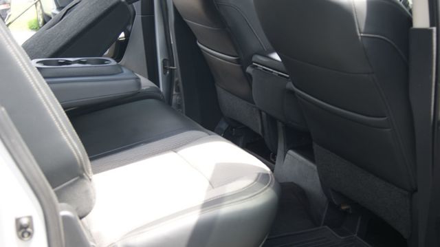 2018 Nissan Titan JUST SERVICED, VERY CLEAN INSIDE AND OUT  - 23040001 - 47