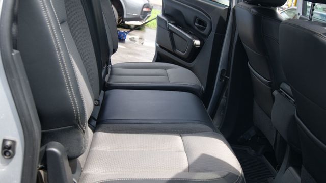 2018 Nissan Titan JUST SERVICED, VERY CLEAN INSIDE AND OUT  - 23040001 - 49