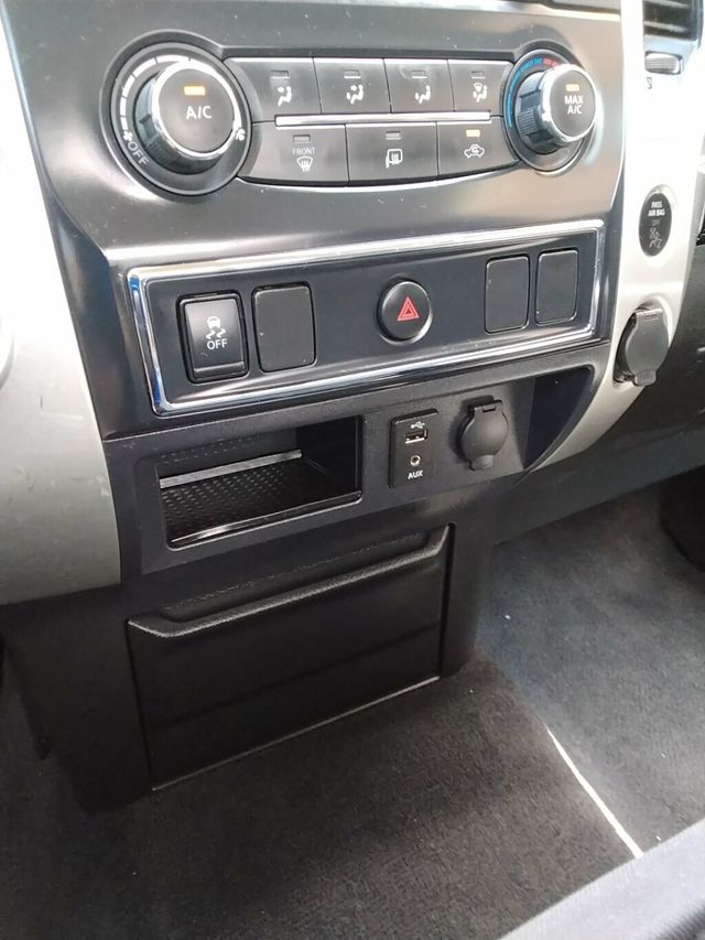 2018 Nissan Titan LONG BED - 23075554 - 16