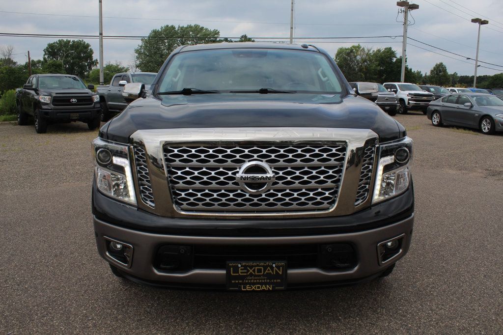 2018 Nissan Titan Platinum Reserve photo 4
