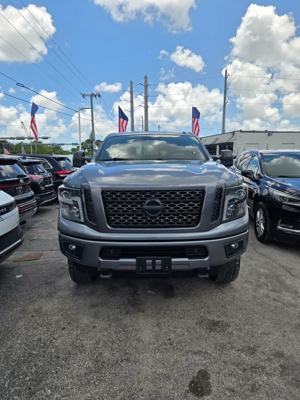 2018 Nissan Titan XD  - 23068545 - 0