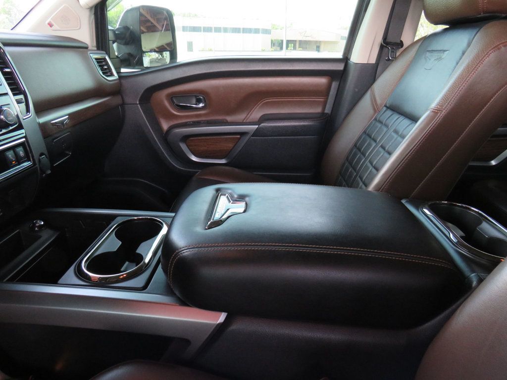 2018 Nissan Titan XD 4x4 Diesel Crew Cab Platinum Reserve - 22835263 - 11