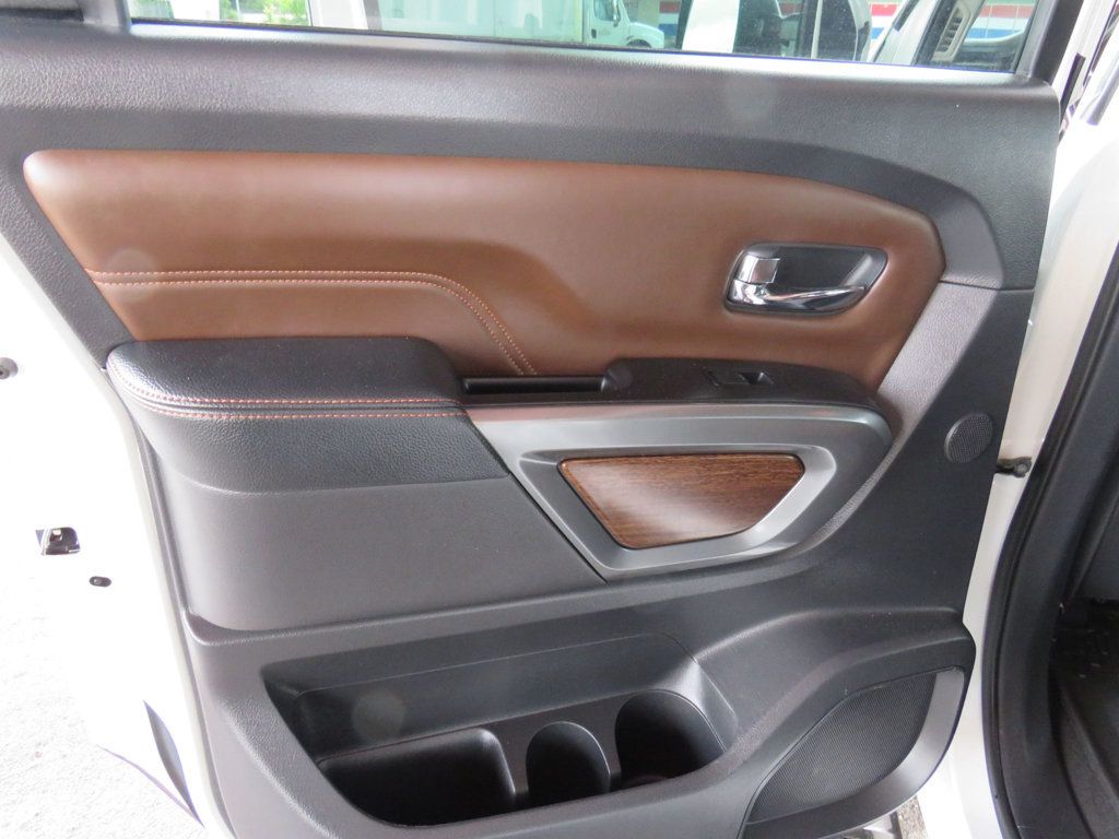 2018 Nissan Titan XD 4x4 Diesel Crew Cab Platinum Reserve - 22835263 - 13