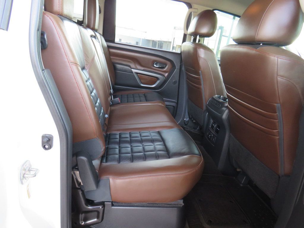 2018 Nissan Titan XD 4x4 Diesel Crew Cab Platinum Reserve - 22835263 - 19