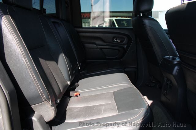 2018 Nissan Titan XD 4x4 Diesel Crew Cab SL - 22957262 - 24