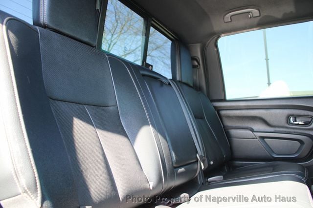2018 Nissan Titan XD 4x4 Diesel Crew Cab SL - 22957262 - 25