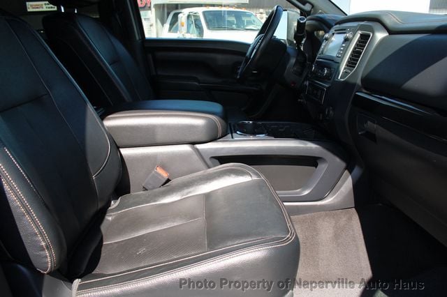 2018 Nissan Titan XD 4x4 Diesel Crew Cab SL - 22957262 - 27