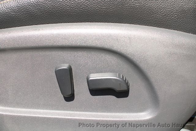 2018 Nissan Titan XD 4x4 Diesel Crew Cab SL - 22957262 - 28