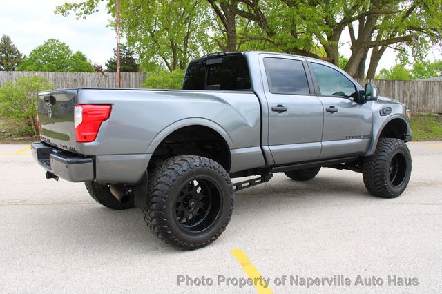 2018 Nissan Titan XD 4x4 Diesel Crew Cab SL - 22957262 - 60