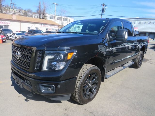 2018 Nissan Titan XD 4x4 Diesel Crew Cab SV - 23005632 - 0