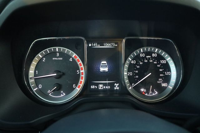 2018 Nissan Titan XD 4x4 Diesel Crew Cab SV - 22879763 - 39