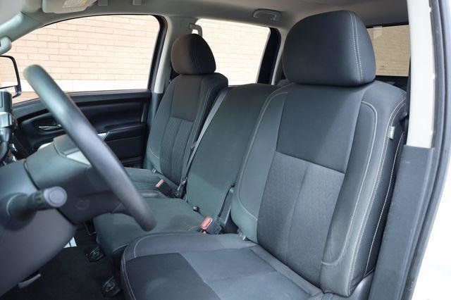 2018 Nissan Titan XD SV - 23016794 - 15