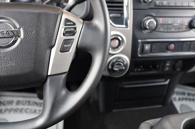 2018 Nissan Titan XD SV - 23016794 - 30