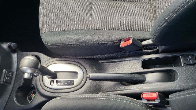 2018 Nissan Versa Sedan 2018.5 SV CVT - 22074468 - 10