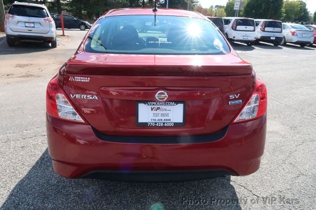 2018 Nissan Versa Sedan SV CVT - 22617649 - 4