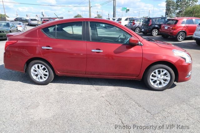 2018 Nissan Versa Sedan SV CVT - 22617649 - 5