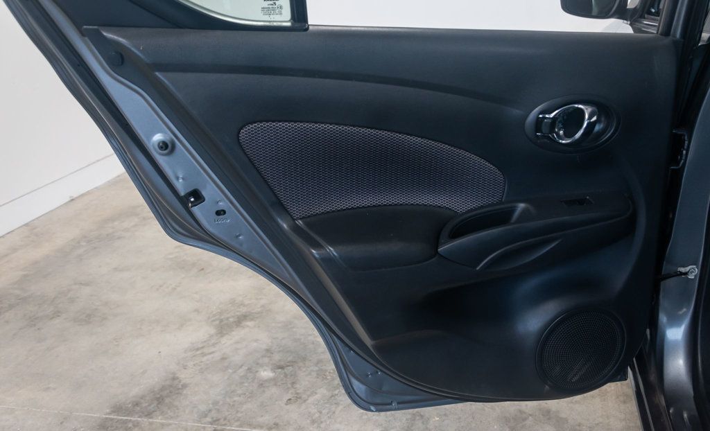 2018 Nissan Versa Sedan SV CVT - 22352422 - 10