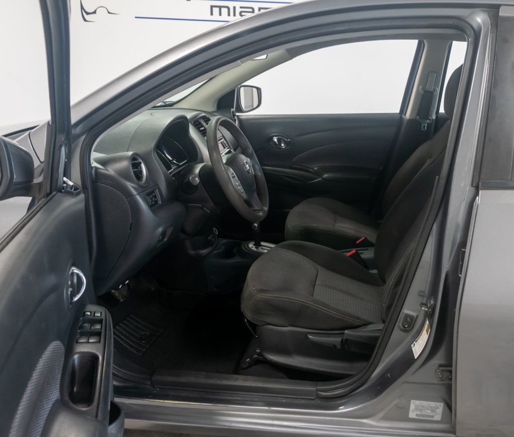 2018 Nissan Versa Sedan SV CVT - 22352422 - 7