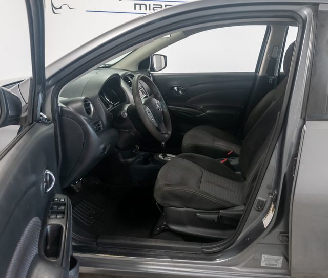 2018 Nissan Versa Sedan SV CVT - 22352422 - 7