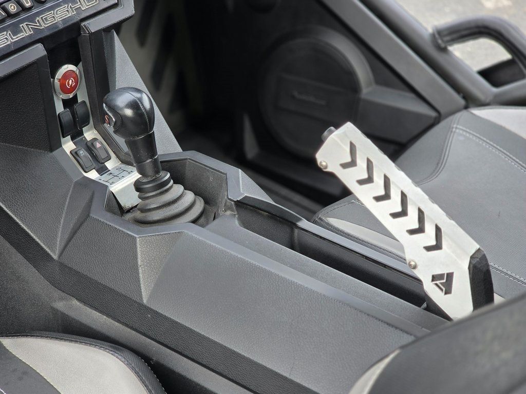 2018 Polaris   - 22089759 - 14