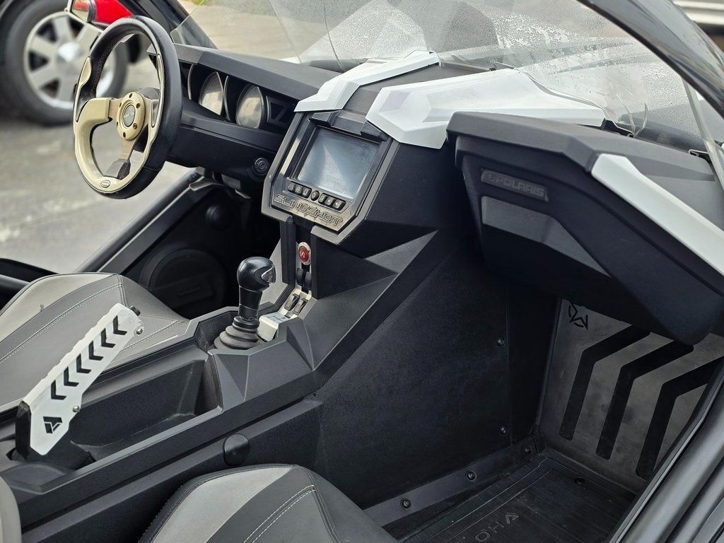 2018 Polaris   - 22089759 - 16