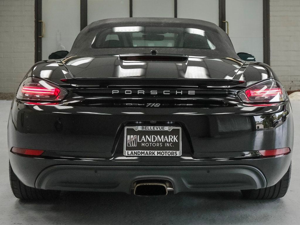 Porsche 718 Boxster photo 23