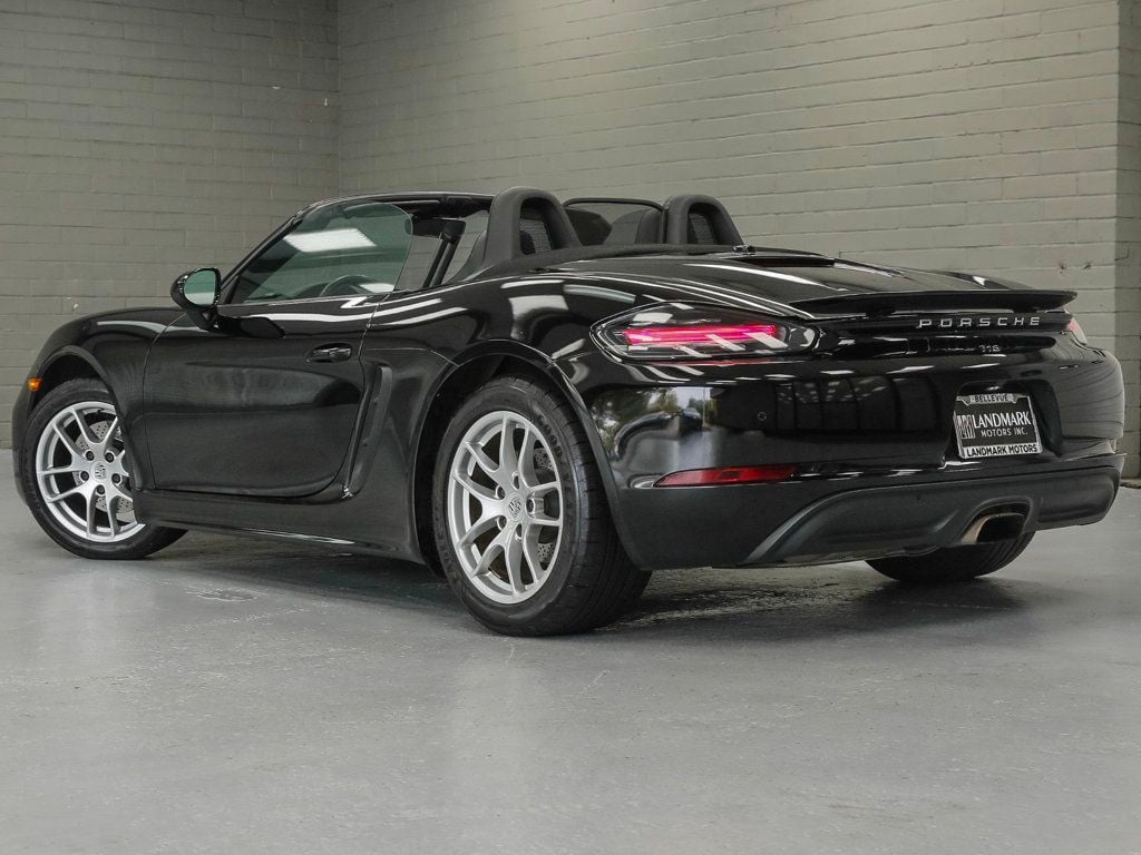 Porsche 718 Boxster photo 26