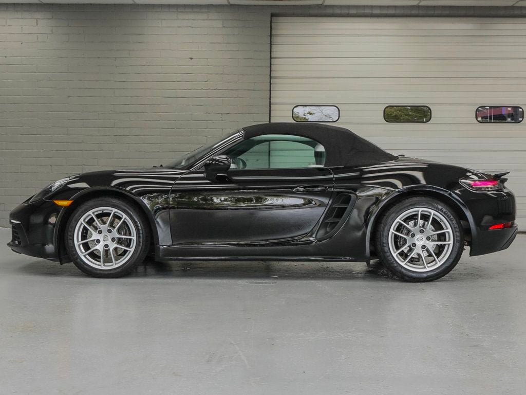 Porsche 718 Boxster photo 4
