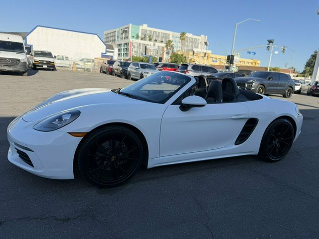 2018 Porsche 718 Boxster Roadster - 23059859 - 17