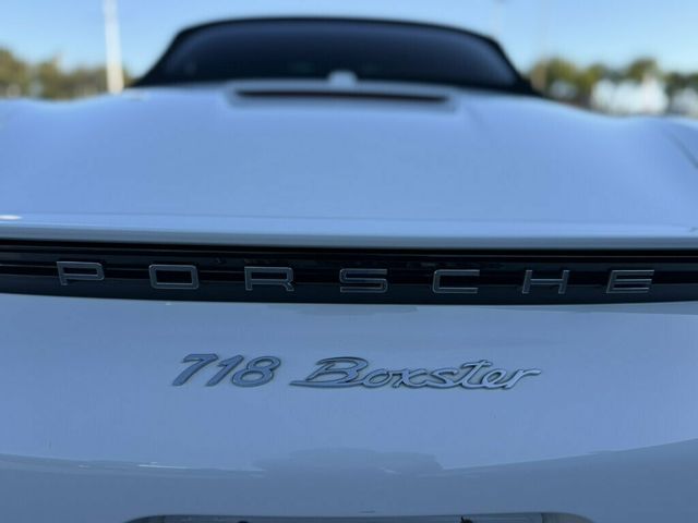 2018 Porsche 718 Boxster Roadster - 23059859 - 21