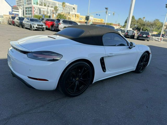 2018 Porsche 718 Boxster Roadster - 23059859 - 3