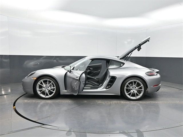 2018 Porsche Cayman Base photo 32