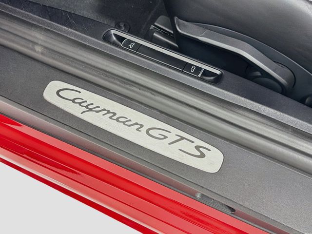 2018 Porsche 718 Cayman GTS - 23054825 - 13