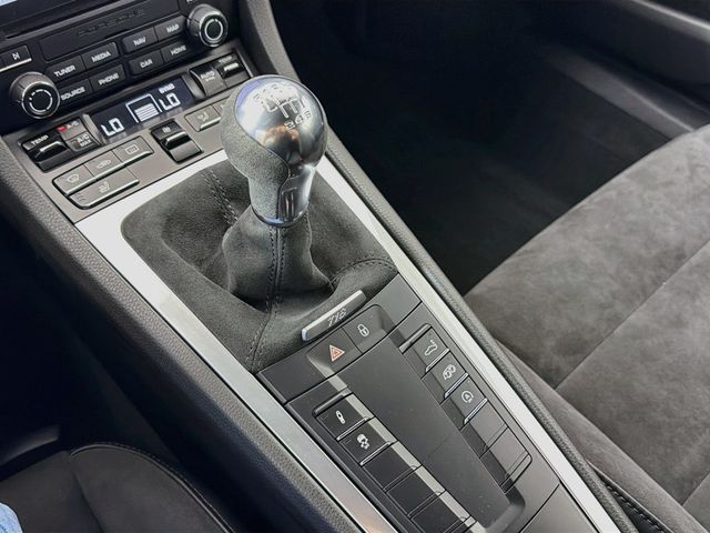 2018 Porsche 718 Cayman GTS - 23054825 - 20