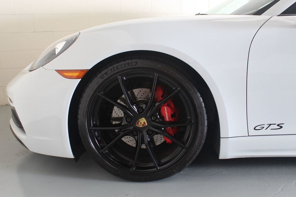 2018 Porsche Cayman GTS photo 14