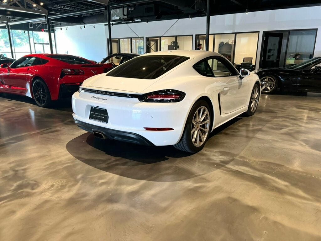 2018 Porsche Cayman photo 5