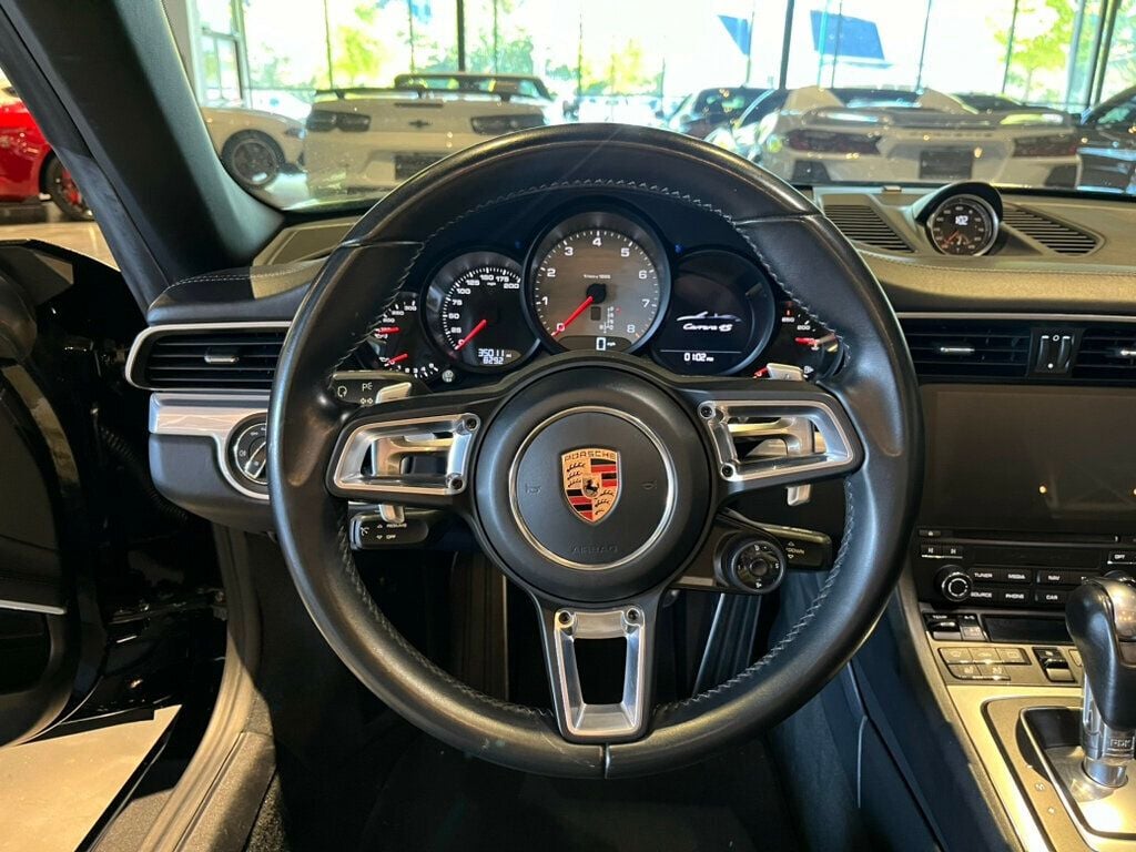 2018 Porsche 911 4S/Cab/SportPkg/FrontAxleLift/14WayPowerSeats/SportChrono - 22608883 - 17