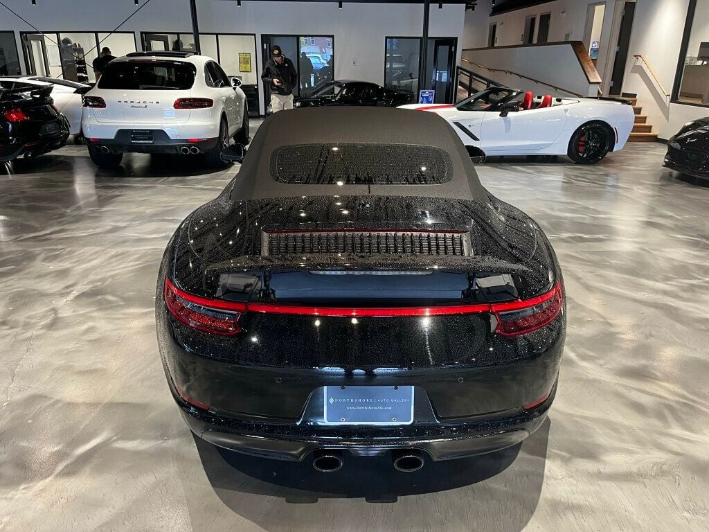 2018 Porsche 911 4S/Cab/SportPkg/FrontAxleLift/14WayPowerSeats/SportChrono - 22608883 - 4