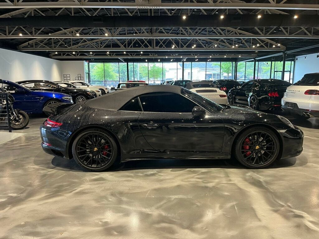 2018 Porsche 911 4S/Cab/SportPkg/FrontAxleLift/14WayPowerSeats/SportChrono - 22608883 - 6