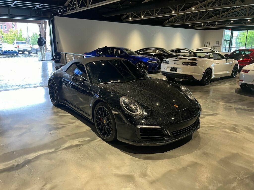 2018 Porsche 911 4S/Cab/SportPkg/FrontAxleLift/14WayPowerSeats/SportChrono - 22608883 - 7