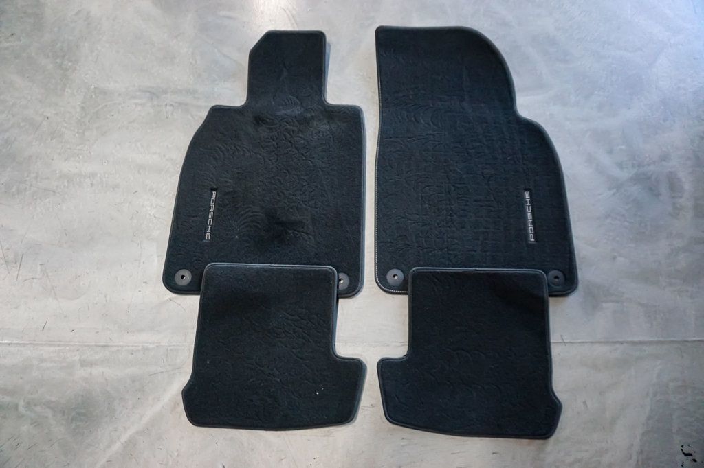 2018 Porsche 911 *991.2 Carrera GTS Coupe* *7-Speed Manual* *Premium Pkg+* *PPF*  - 22926123 - 87