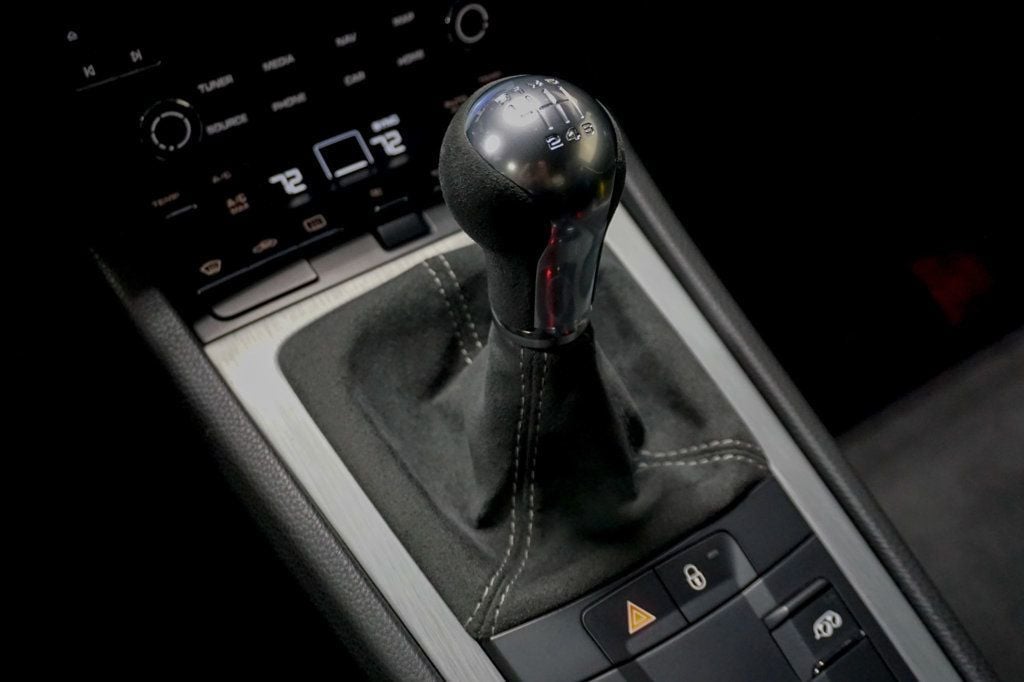 2018 Porsche 911 *991.2 GT3* *6-Speed Manual* *Carbon Buckets* *PCCB* *1-Owner* - 22942675 - 9