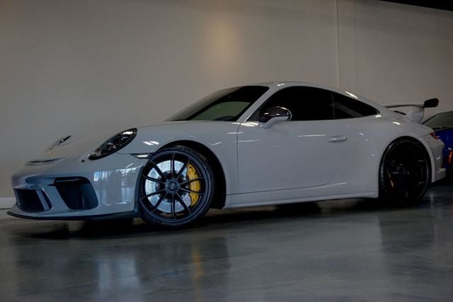 2018 Porsche 911 *991.2 GT3* *6-Speed Manual* *Carbon Buckets* *PCCB* *1-Owner* - 22942675 - 99